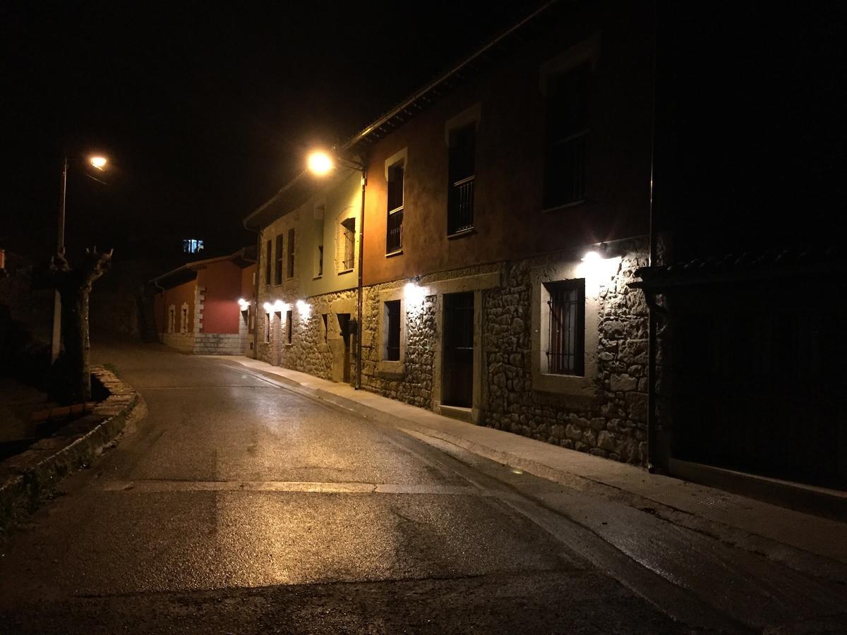 La Casuca Del Esbardu Hotel Vilde Bagian luar foto