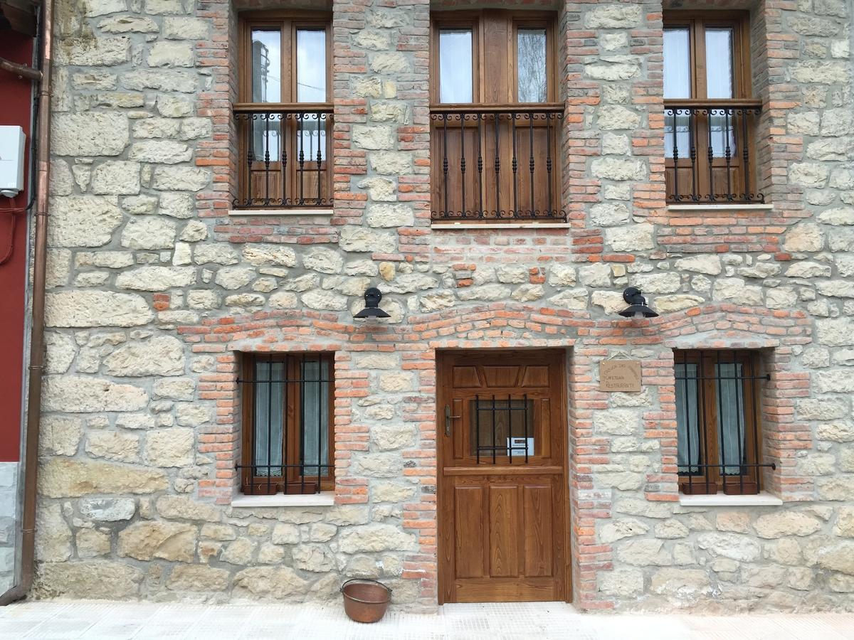 La Casuca Del Esbardu Hotel Vilde Bagian luar foto