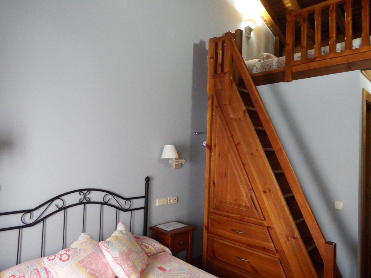 La Casuca Del Esbardu Hotel Vilde Bagian luar foto