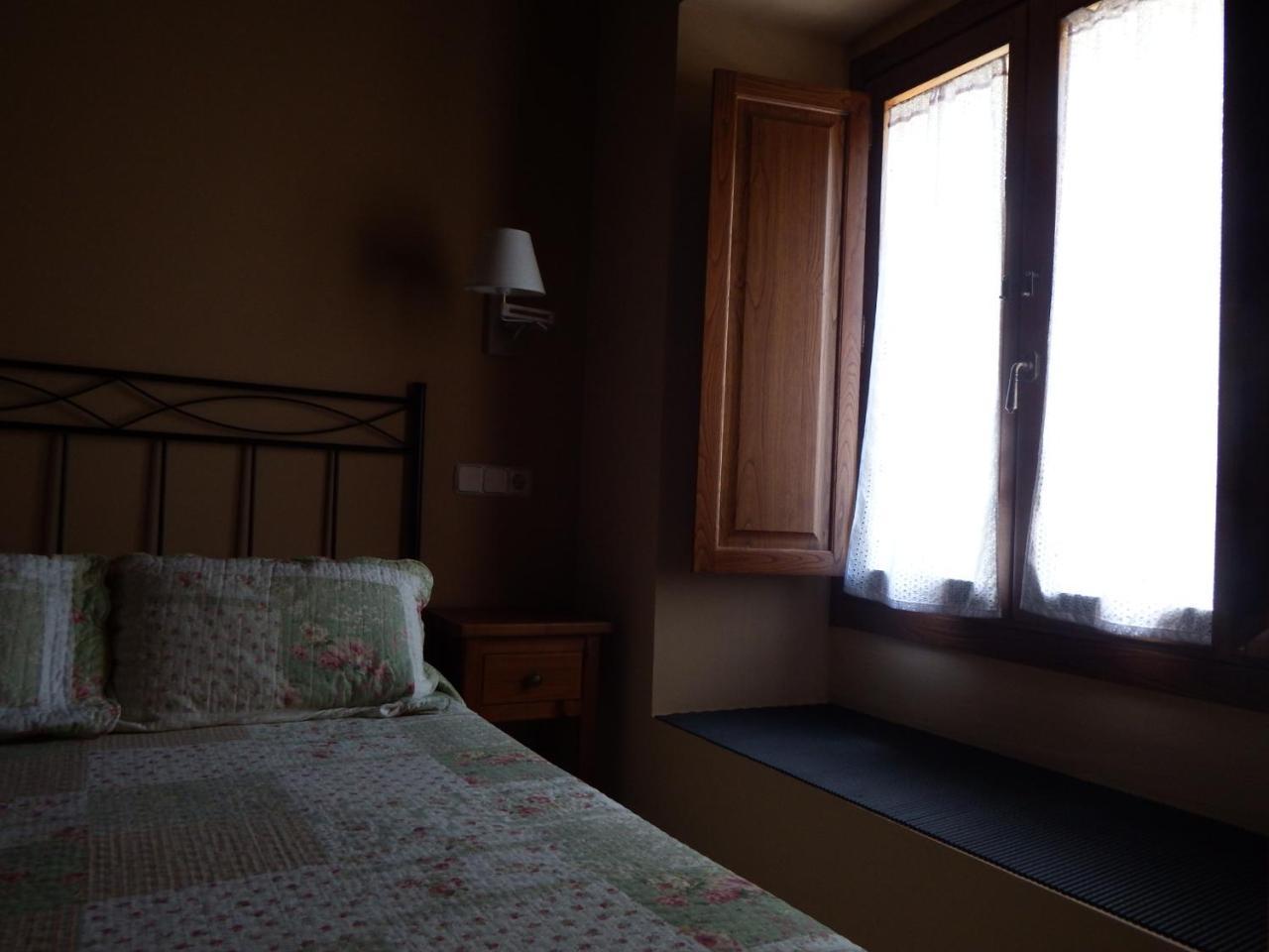 La Casuca Del Esbardu Hotel Vilde Bagian luar foto